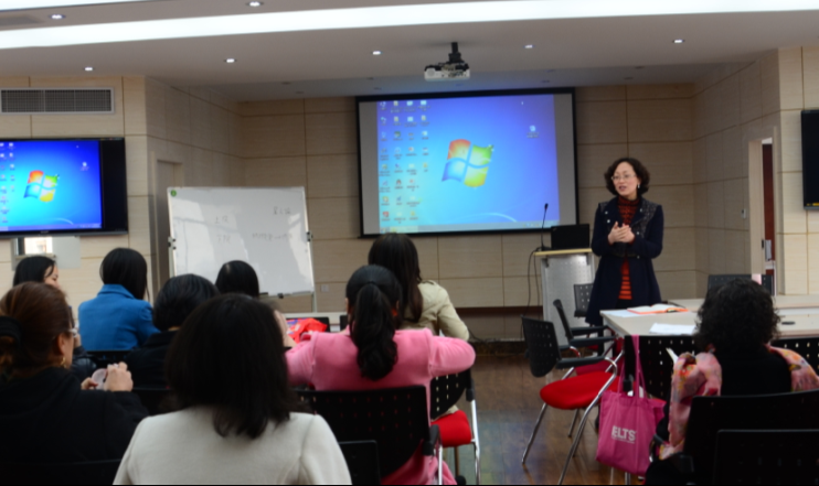 色播
召开大学英语拓展课程建设工作会议