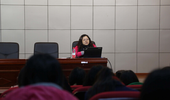 色播
2014级英语专业本科人才培养交流会成功召开
