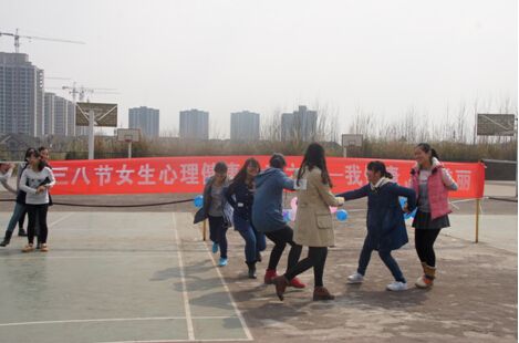 色播
女生节活动顺利举行