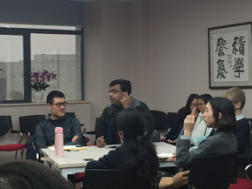 架沟通之桥–全球化时代外语课程的使命色播
“外语课堂中的跨文化沟通能力培养工作坊”成功举办